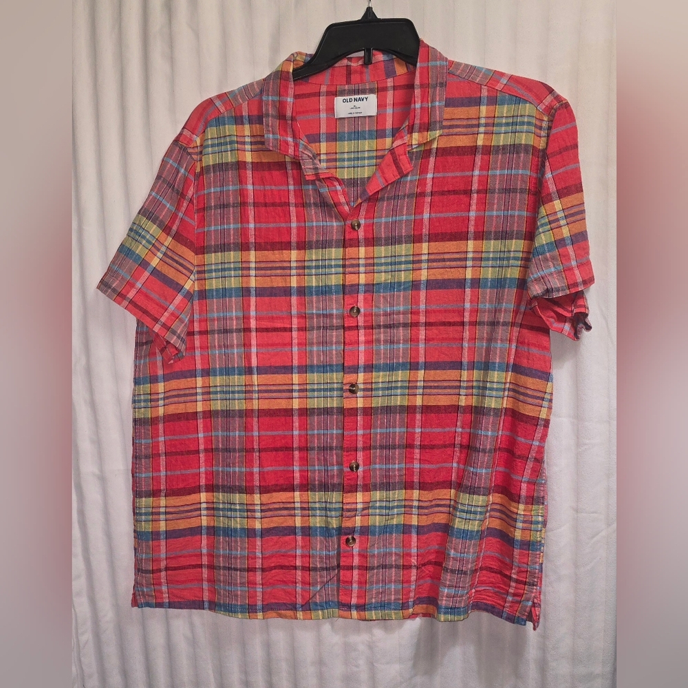 Old Navy Men's Multicolor, Plaid Shirt